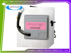 Akcesoria do wózków golfowych Club Car: Trójkątny wtyk do komputera pokładowego OBC