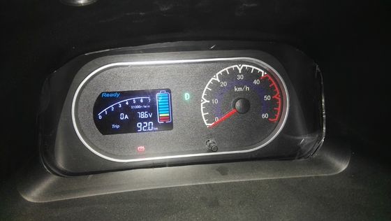 Niskoprądowy elektryczny samochód patrolowy 2 + 3 miejsca 5 Pasażerski wózek golfowy o wysokiej wydajności
